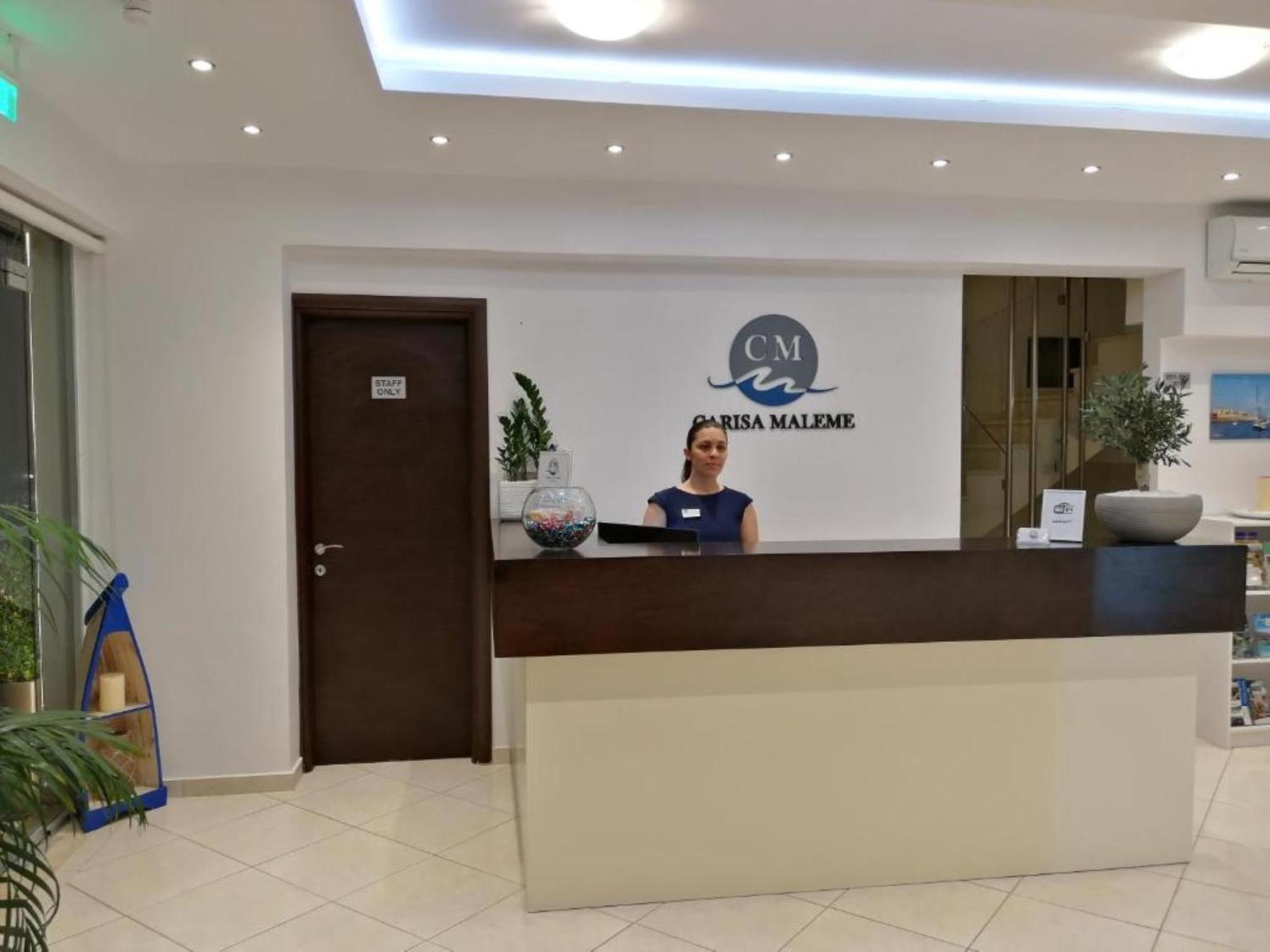 Carisa Suites And Apartments Maleme  Bagian luar foto